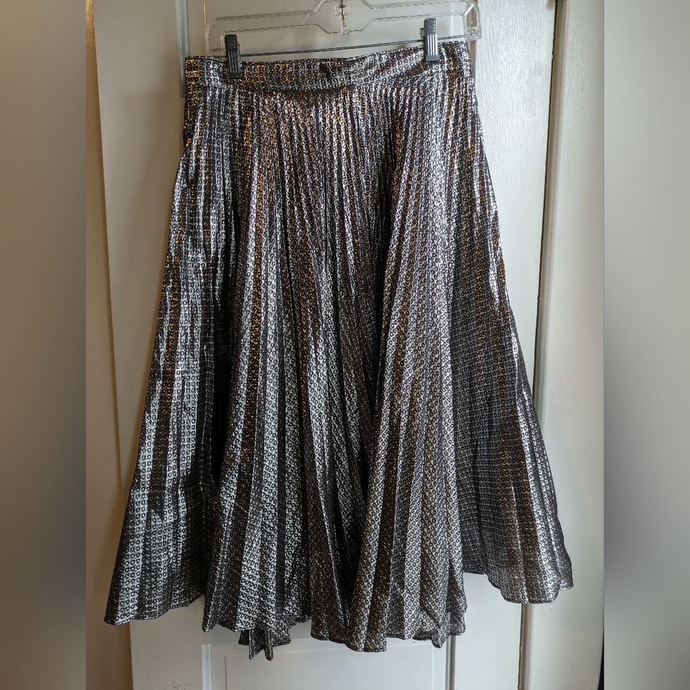 AdamPlusEve GORGEOUS silver silk blend couture designer skirt